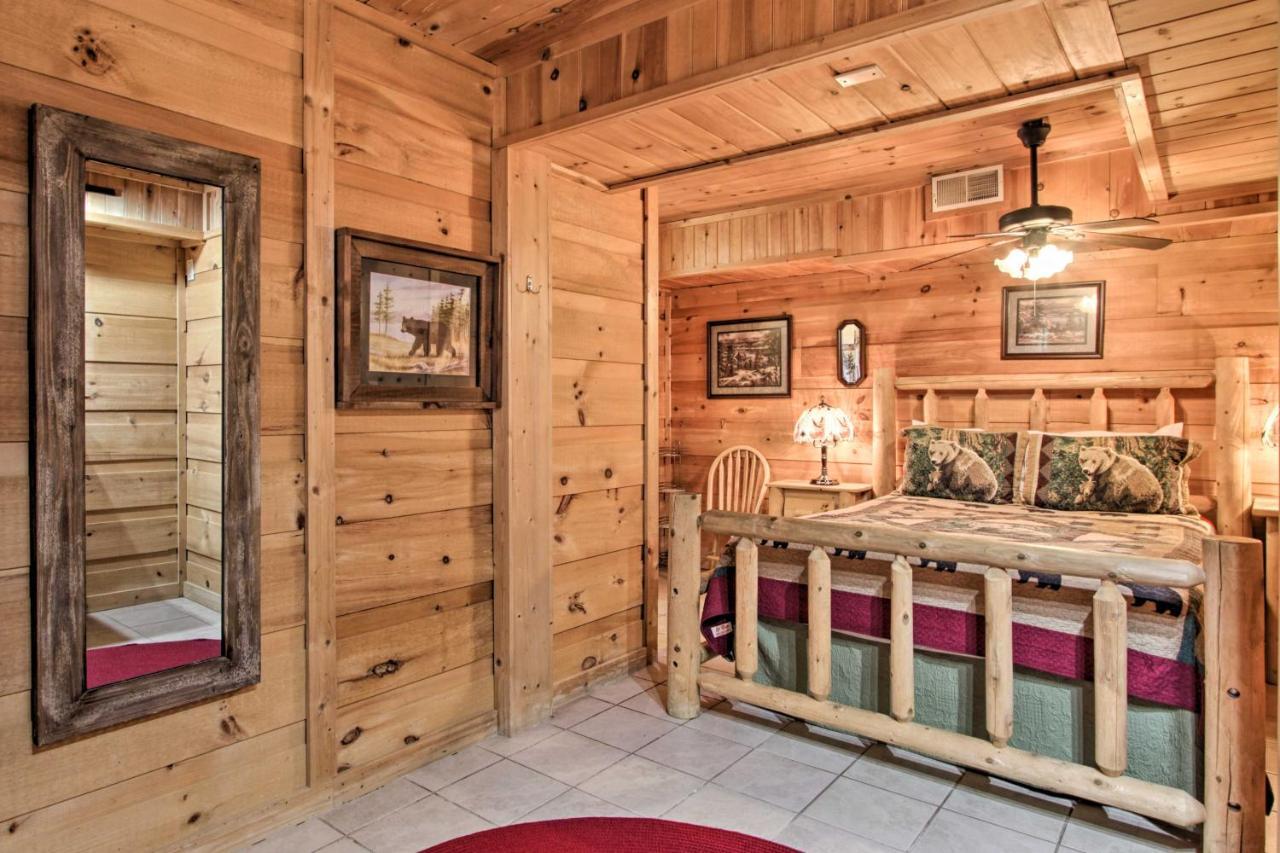A-Frame Cabin With Hot Tub Less Than 1 Mi To Ober Gatlinburg Villa Luaran gambar